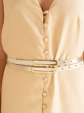 Cinto em Couro Dourado Fino Metal